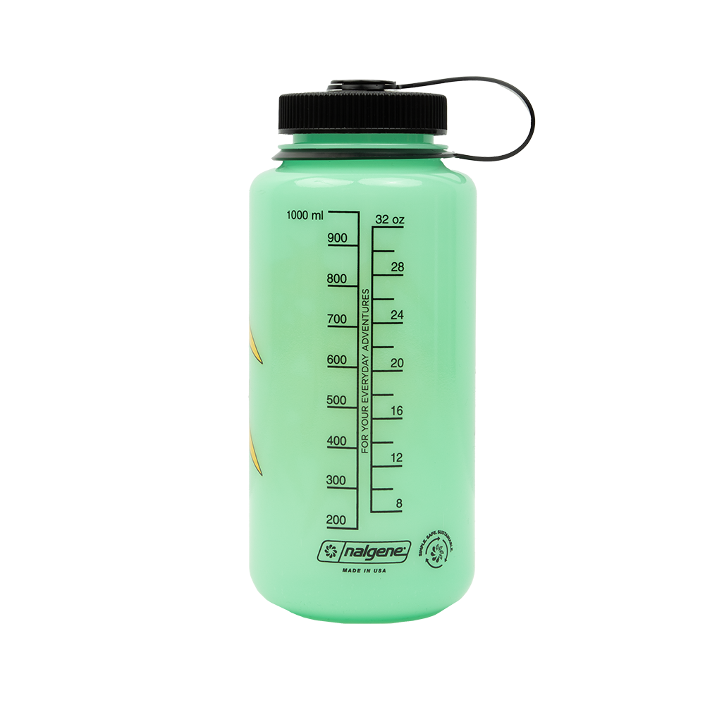 Gracie Abrams - Glow Green Star Splatter Water Bottle